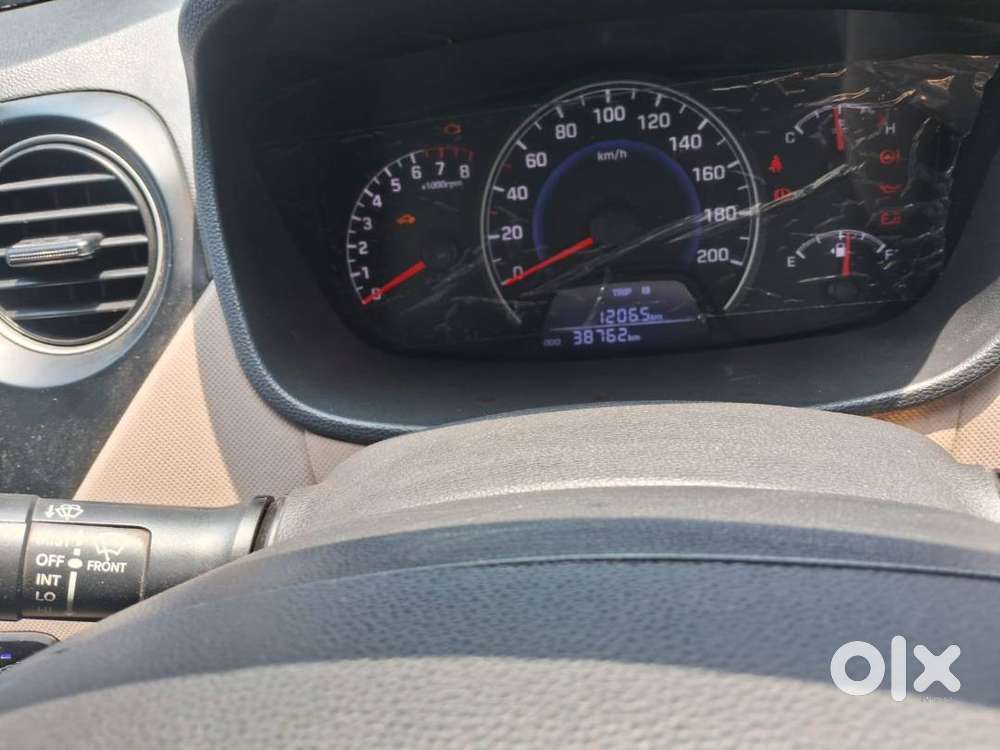 Hyundai Grand I10 2015 Year Car