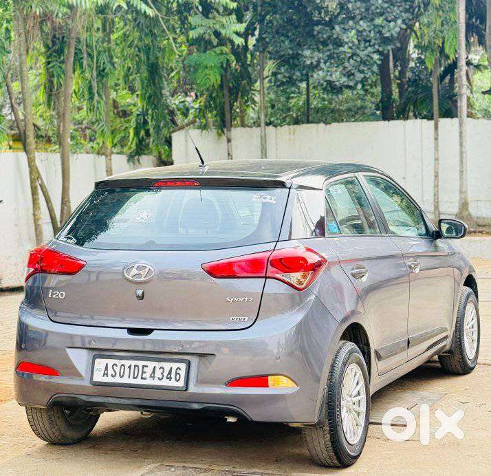 Hyundai I20 Sportz 1.2 Mt Dual Tone, 2017, Petrol
