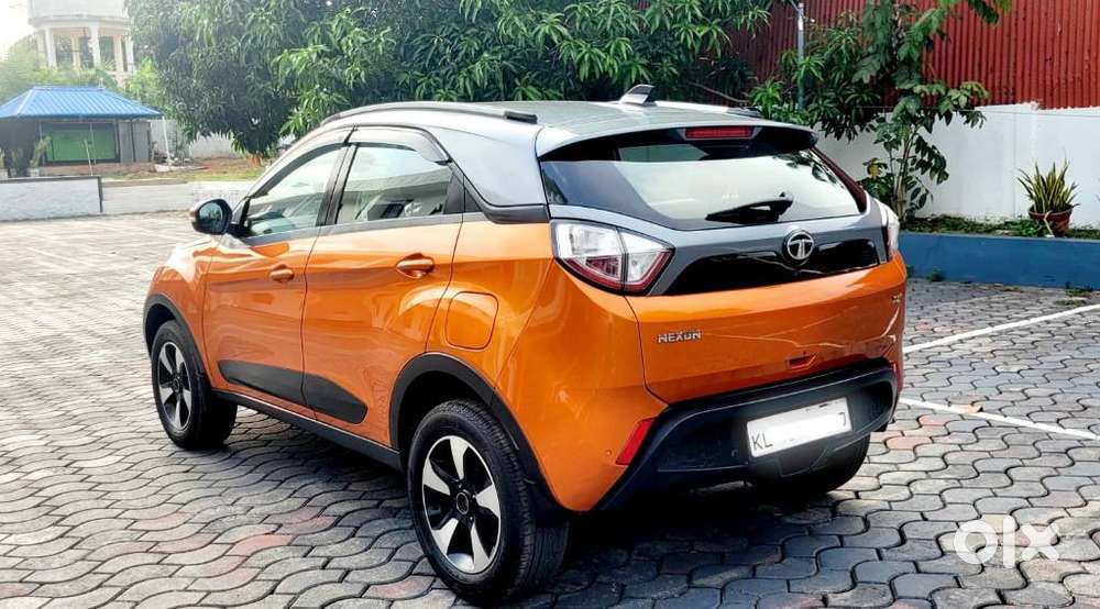 Tata Nexon, 2019, Petrol