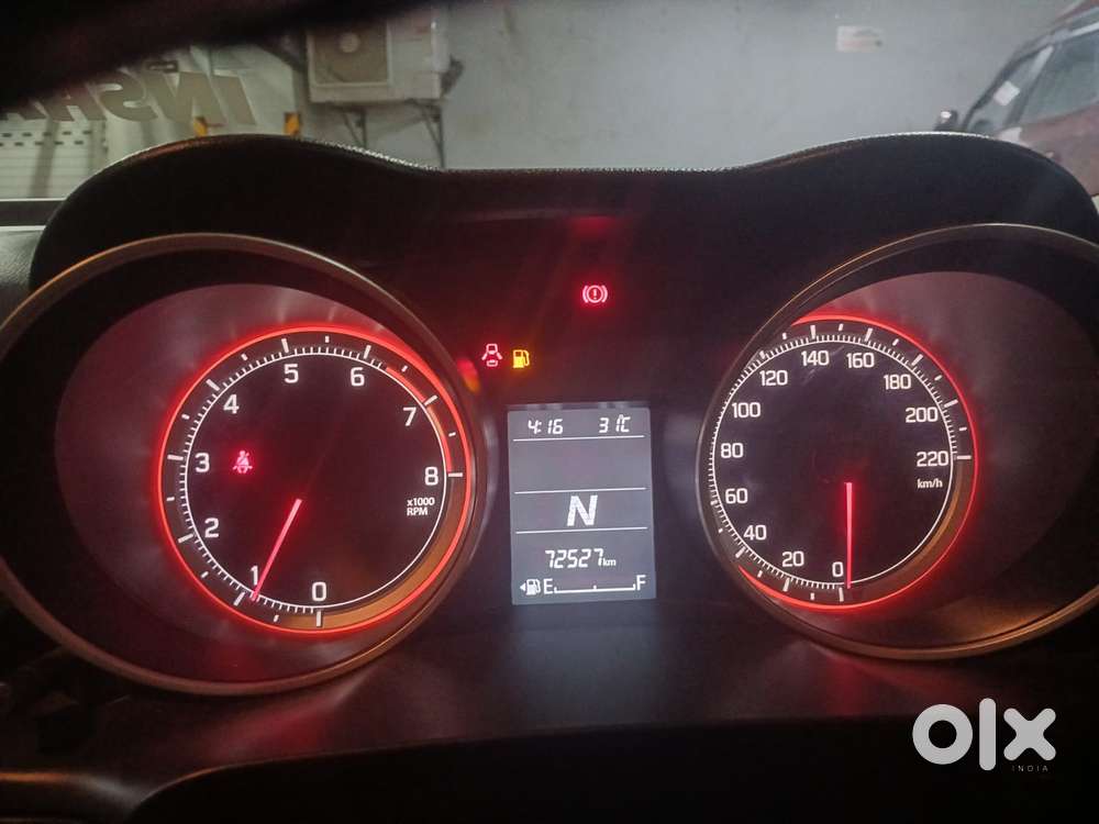Maruti Suzuki Swift Vxi Optional, 2023, Petrol