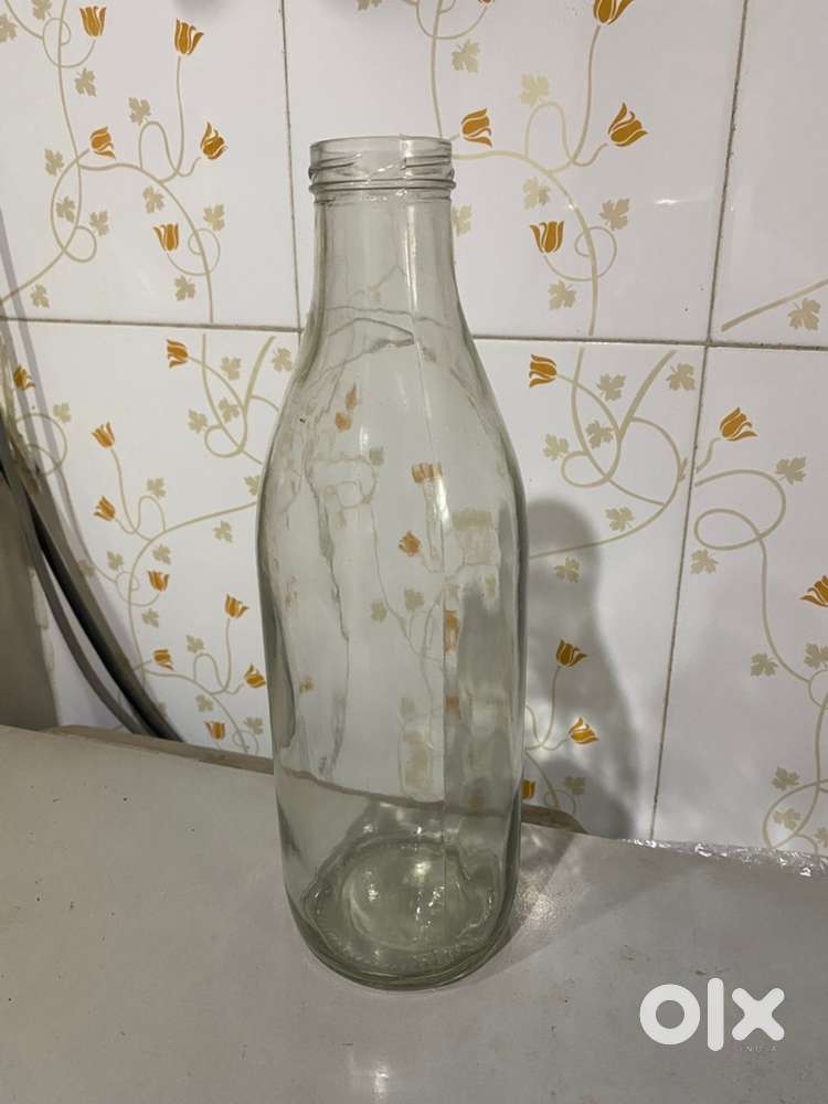 Unused Glass Bottles (1000ml & 500ml) available for sale