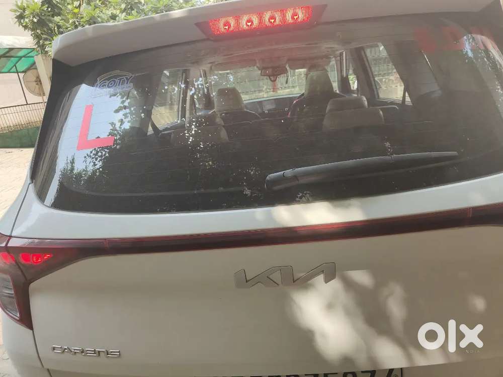 Kia Carens 2023 Diesel Well Maintained