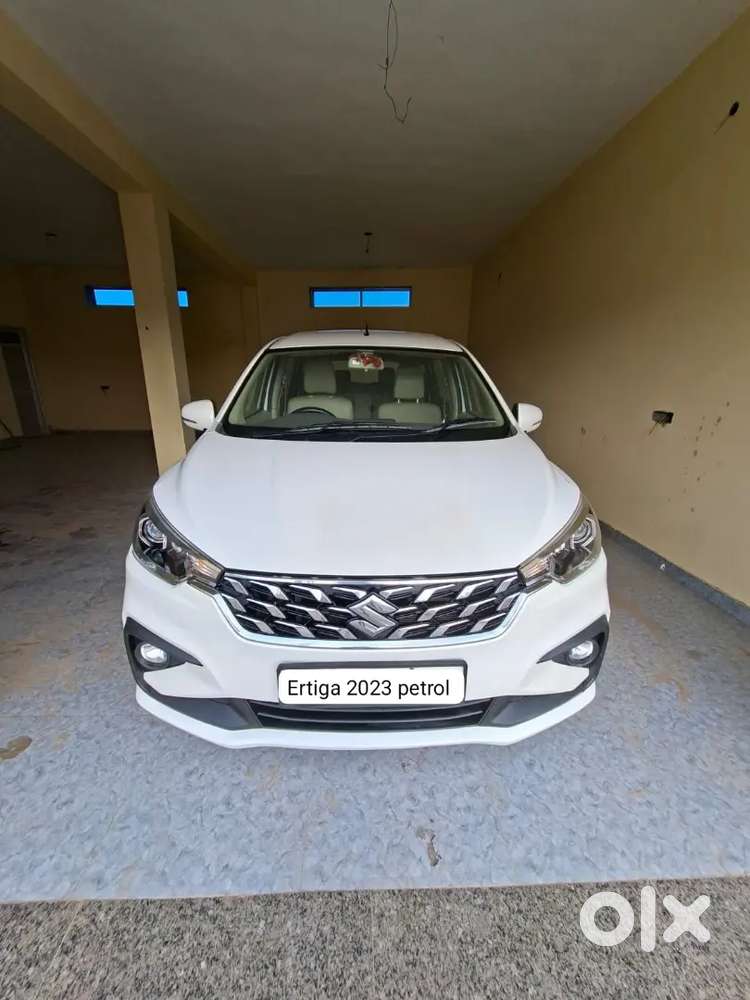 Maruti Ertiga 2023 1.3 Zdi Plus