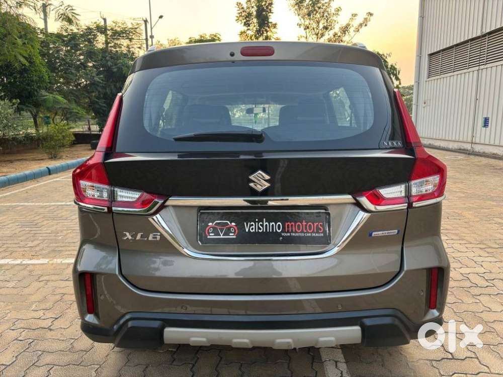 Maruti Suzuki Xl6 1.5 Alpha At, 2021, Petrol