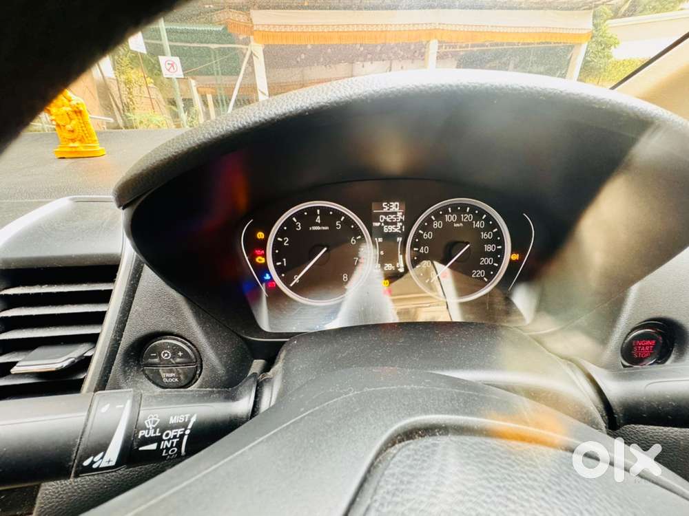 Honda City 2022 | 5th Gen | V Manual I-vtec | Excellent Condition