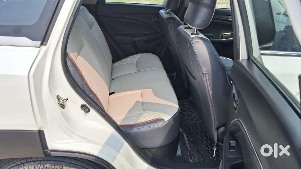 Maruti Suzuki Brezza 1.5 Lxi Cng, 2023, Cng & Hybrids