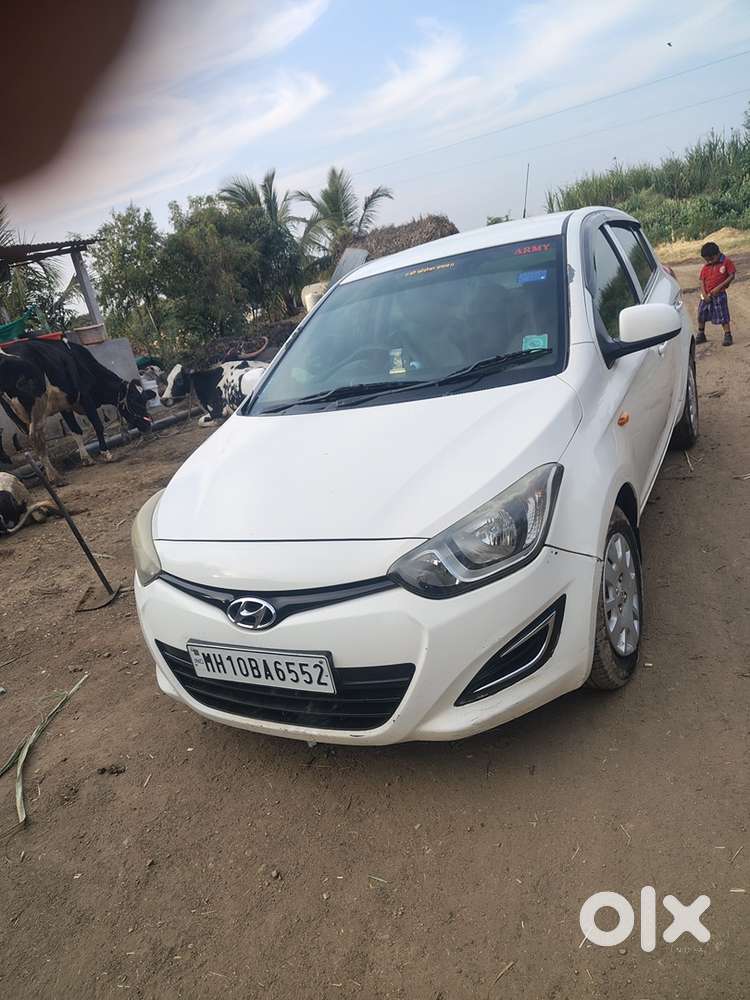 Hyundai I20 2012 Petrol 98000 Km Driven