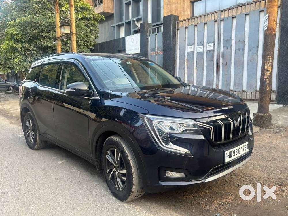 Mahindra Xuv700 2.0 Ax 5 Petrol At Str, 2022, Petrol