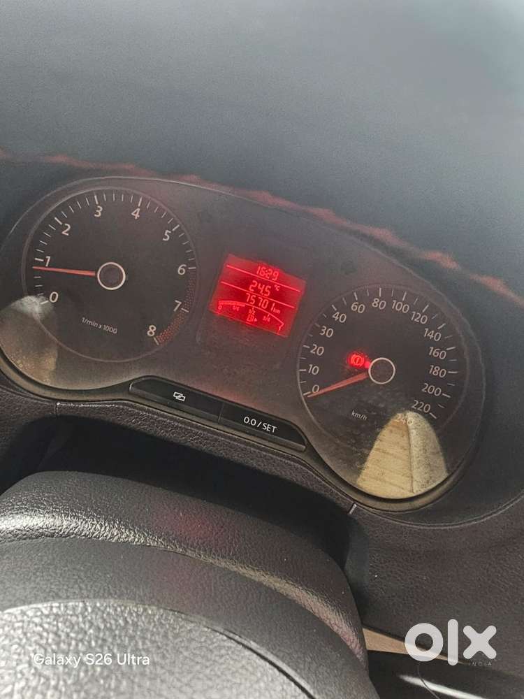 Volkswagen Polo Petrol Manual 2012