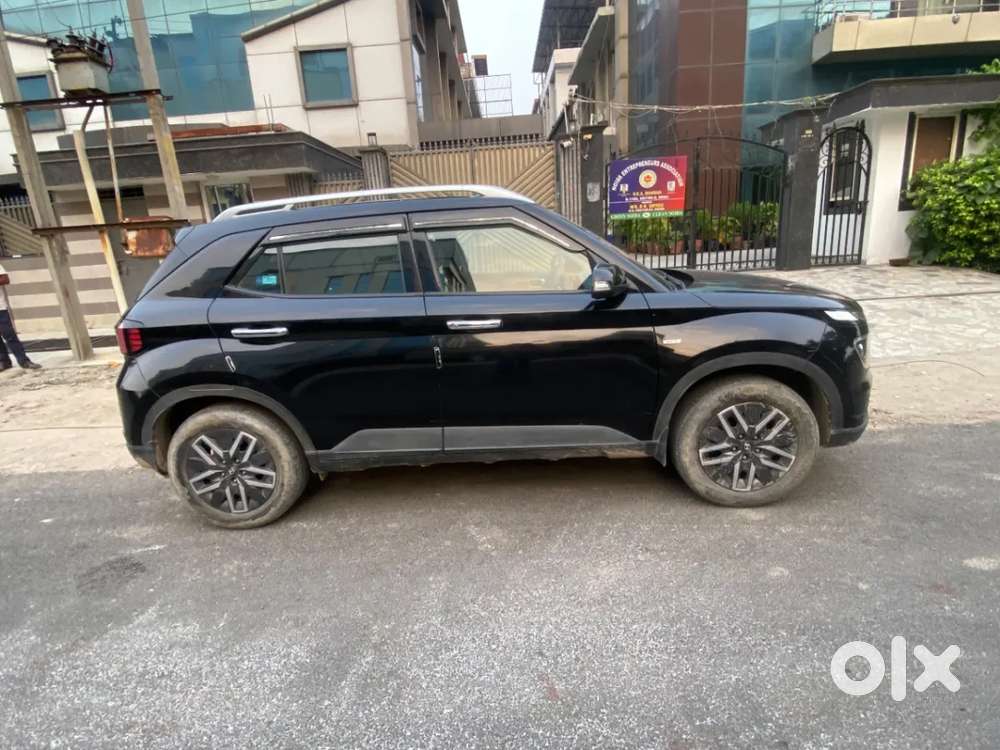 Hyundai Venue 1.0 S (o) Turbo Dct, 2024, Petrol