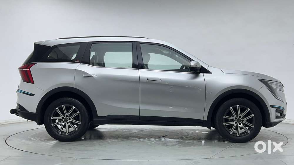 Mahindra Xuv700 2.0 Ax 7 Petrol At Luxury Pack Str, 2022, Petrol