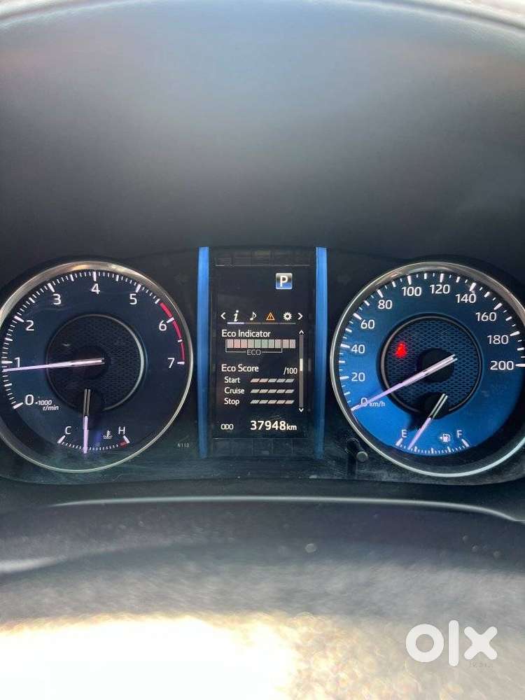 Toyota Fortuner 4x2 At 2.7 Petrol, 2024, Petrol