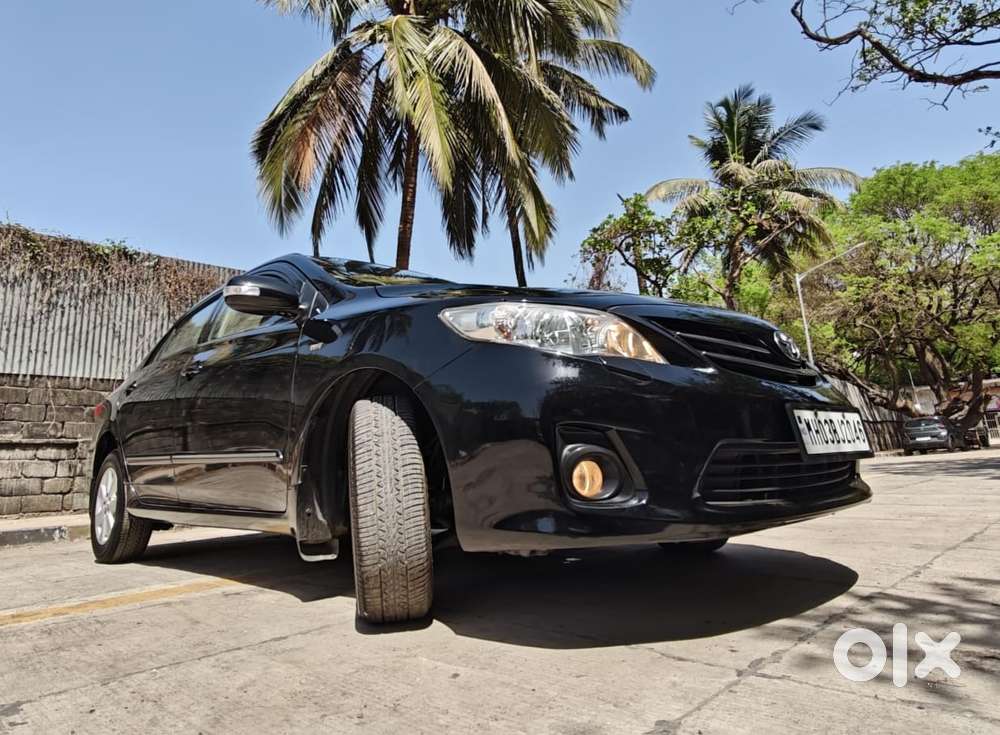 Toyota Corolla Altis [ ] 1.8 Vl At, 2013, Petrol