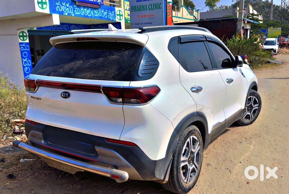 Kia Sonet Petrol 2020
