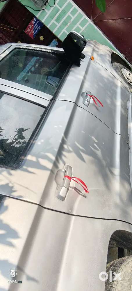 Mahindra Tuv 300 2018