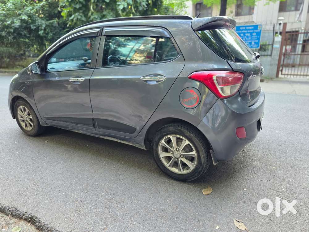 Hyundai Grand I10 Asta Option, 2017, Petrol