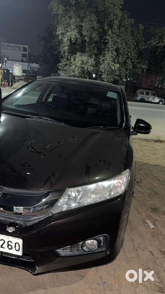 Honda City 2014 Diesel With Sunroof And Push Start