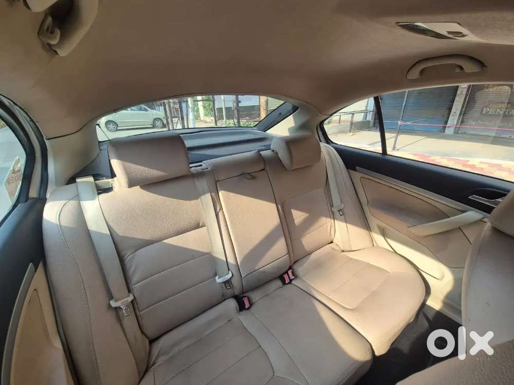 Skoda Laura 2012 Diesel 143000 Km Driven