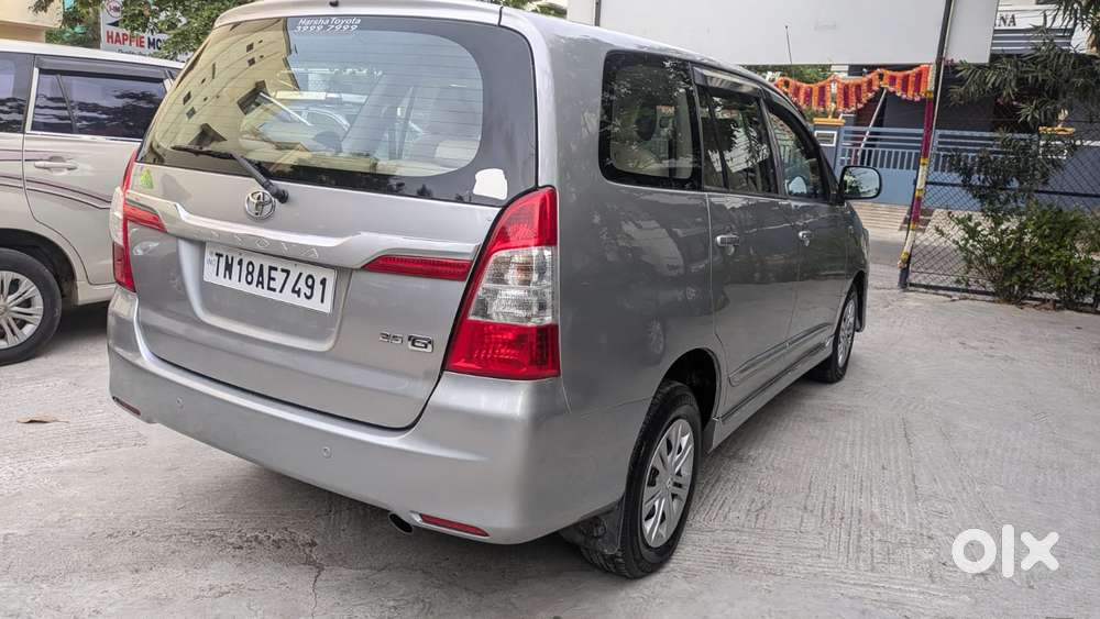 Toyota Innova 2.5 G (diesel) 8 Seater Bs Iv, 2015, Diesel