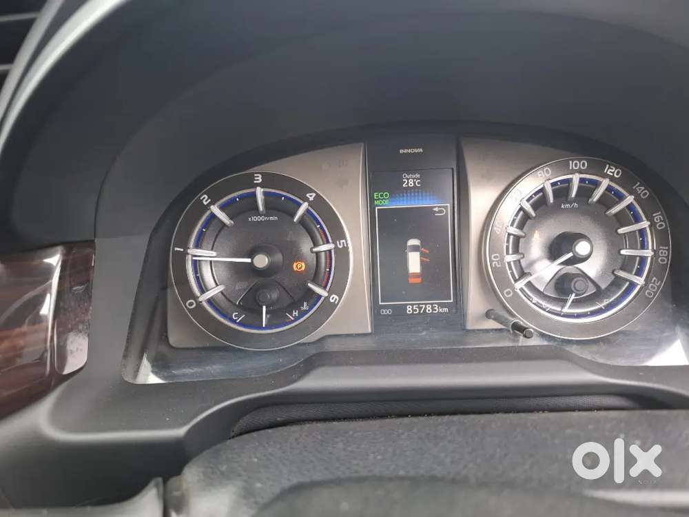 Toyota Innova Crysta 2018