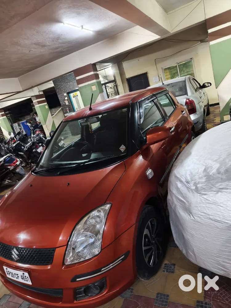 Maruti Suzuki Swift 2011 Diesel 93083 Km Driven
