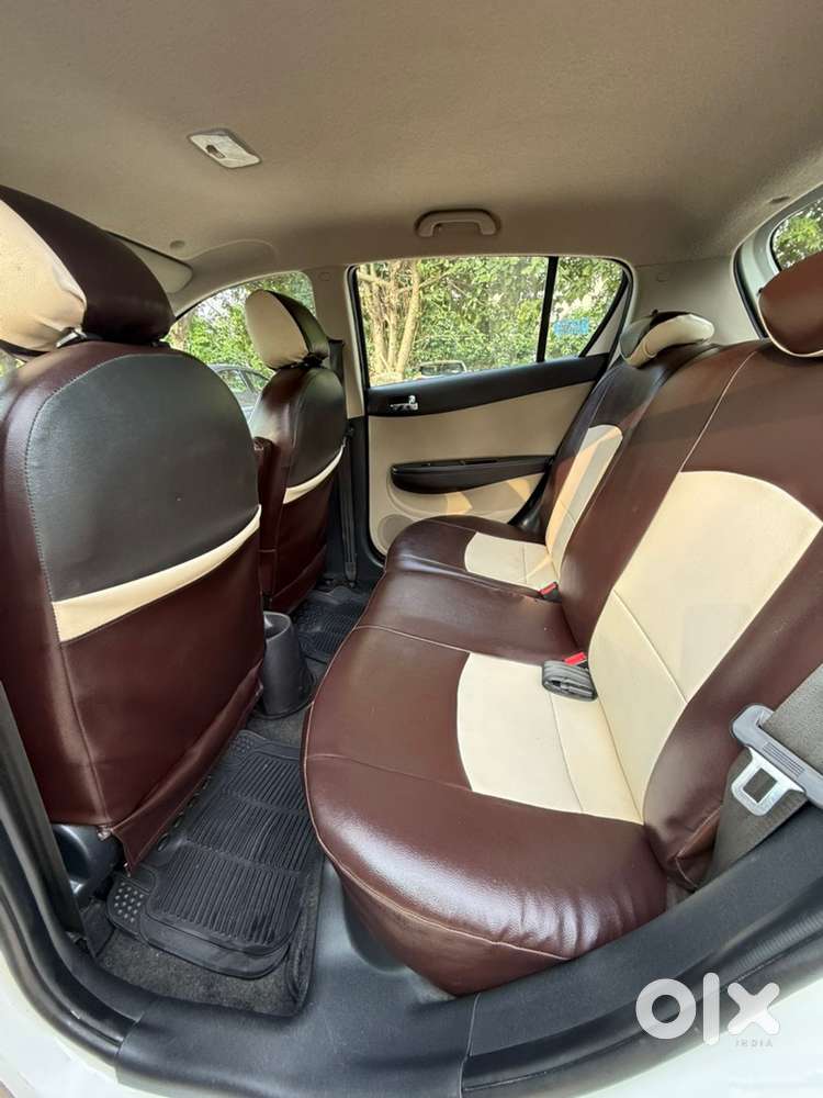 Hyundai I20 Asta 2014 Petrol Car Only Serviced By Hundai