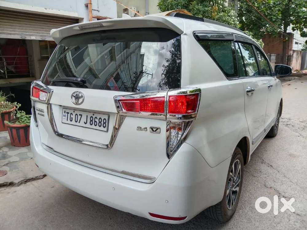Toyota Innova Crysta [2020-ongoing] 2.4 Vx 7 Str, 2024, Diesel
