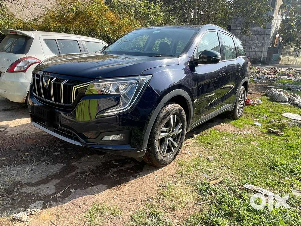 Mahindra Xuv700 2023 Petrol Well Maintained