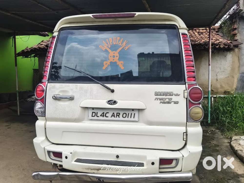 Mahindra Scorpio Vlx 2017