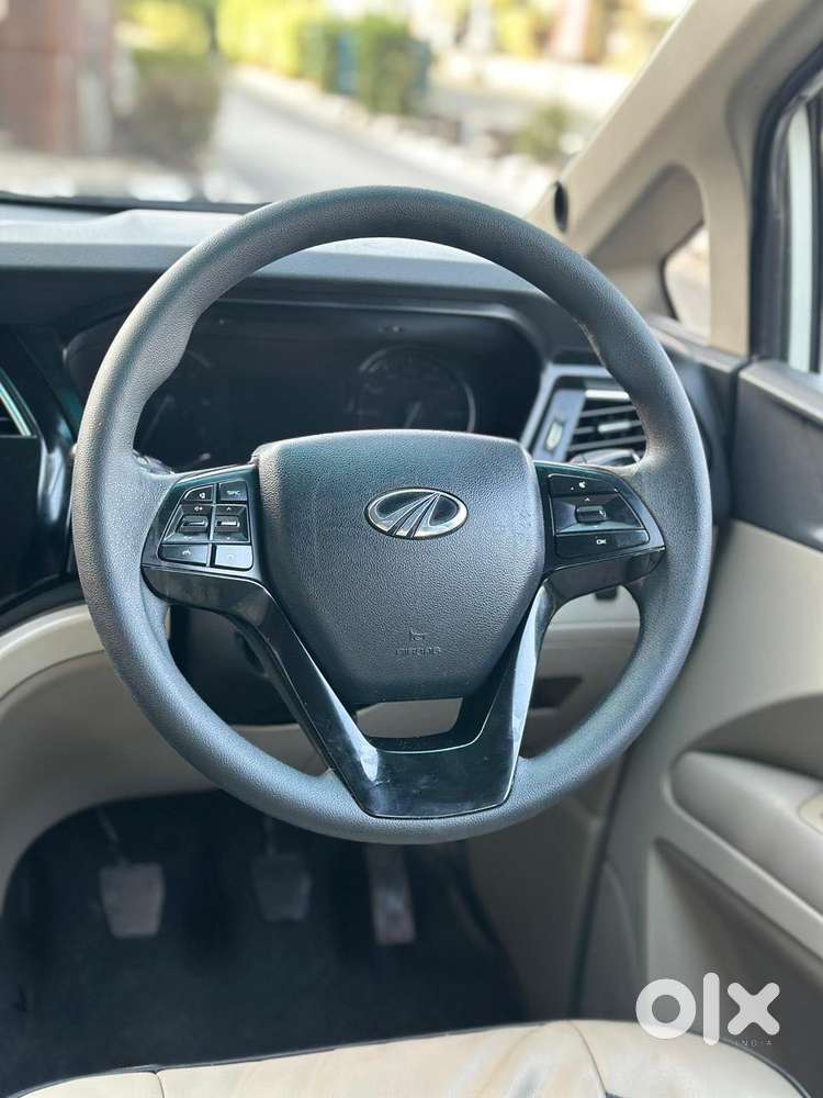 Mahindra Marazzo M6 8str, 2019, Diesel