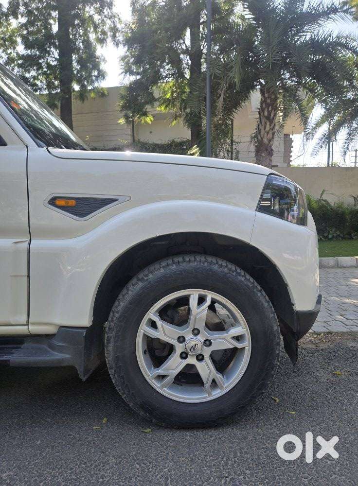 Mahindra Scorpio S10, 2017, Diesel