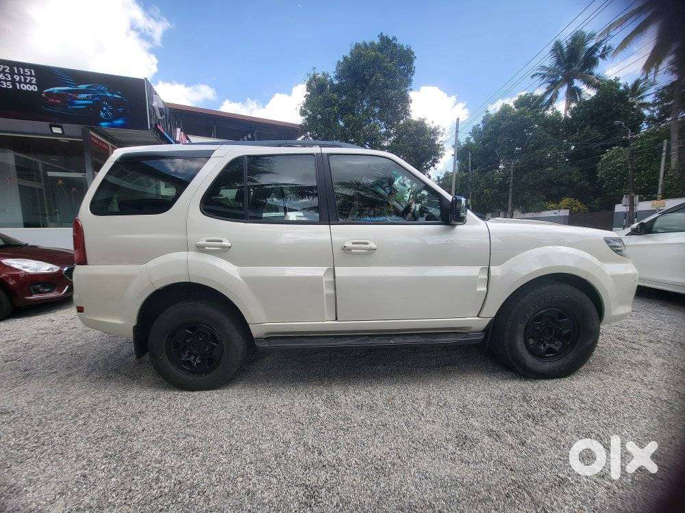 Tata Safari Storme Lx, 2014, Diesel