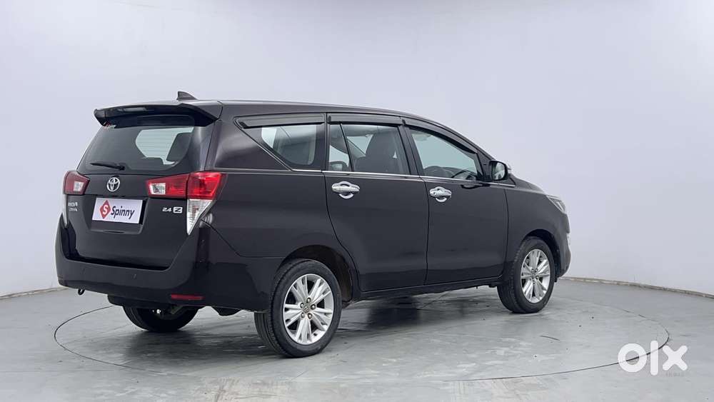 Toyota Innova Crysta [2020-ongoing] 2.4 Zx 7 Str, 2016, Diesel