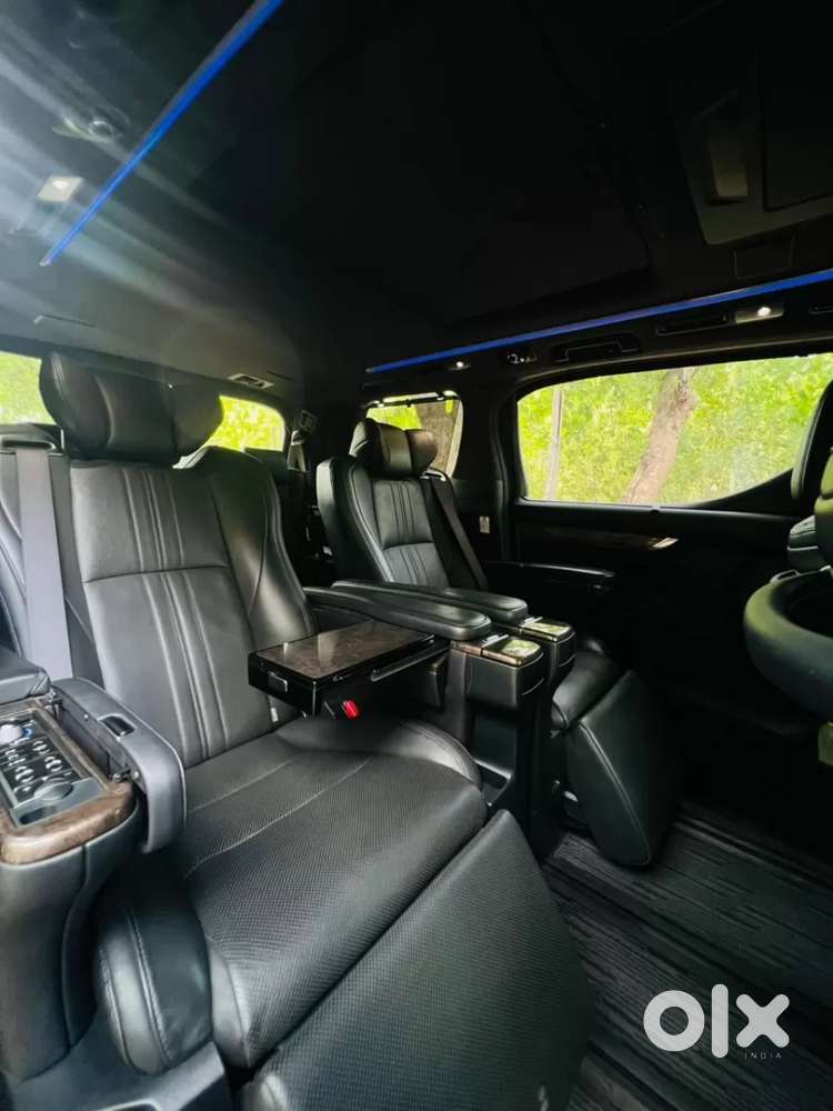 Toyota Vellfire 2.5 Hybrid, 2021, Petrol