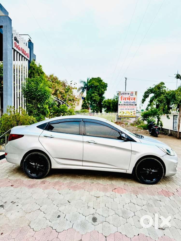 Hyundai Verna 2011 Petrol Well Maintained