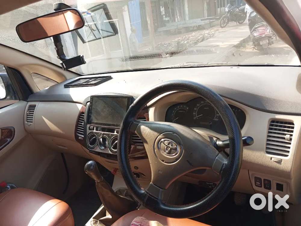 Innova Cng+petrol For Sale