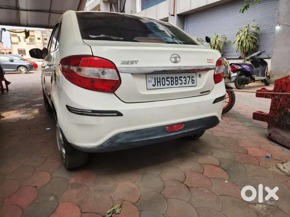 Tata Zest 1.2 Revotron Xt, 2014, Petrol