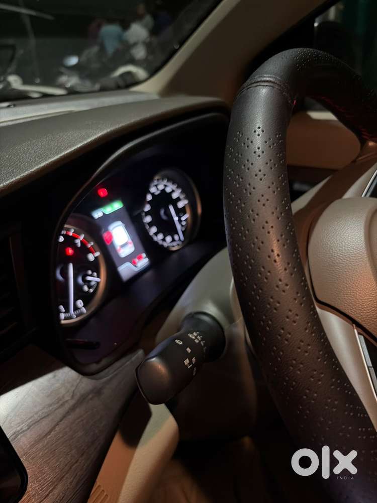 Maruti Suzuki Ertiga Zxi 2025