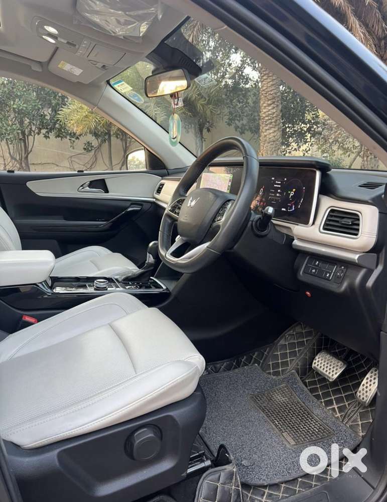 Mahindra Xuv700, 2023, Diesel