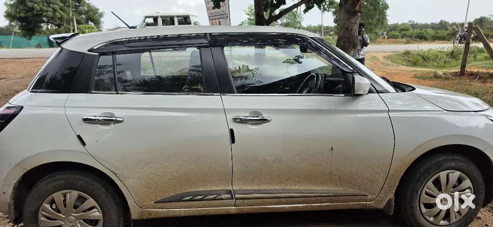 Maruti Suzuki Swift Vxi 2025