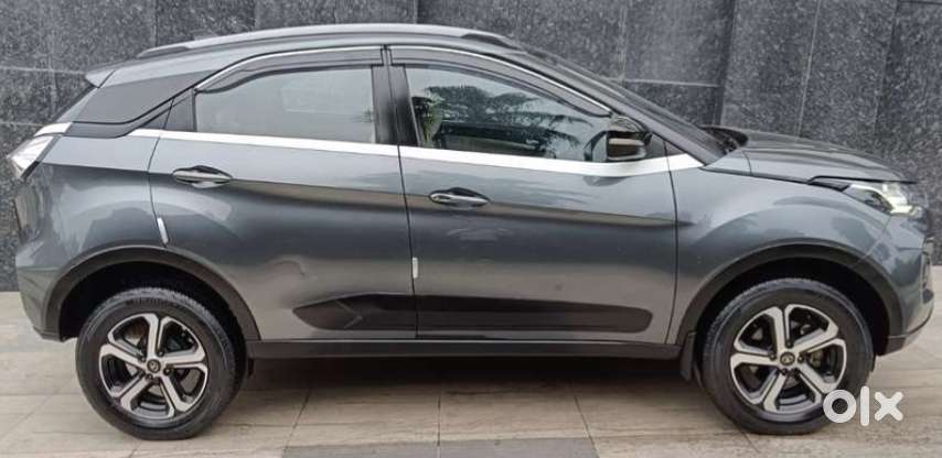 Tata Nexon 1.2 Revotron Xza Plus, 2023, Petrol