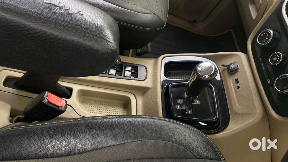 Mahindra Tuv 300 Mhawk100 T8, 2015, Diesel