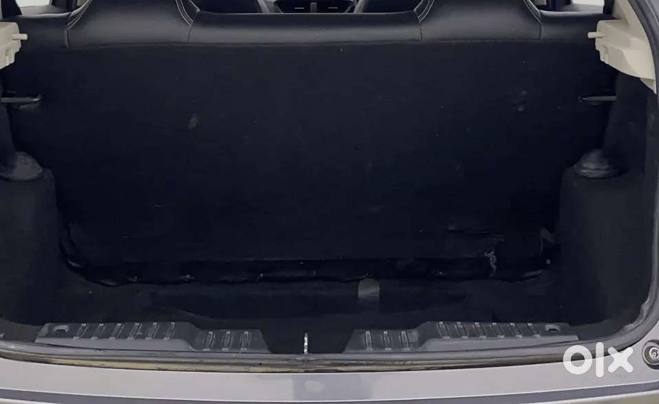 Tata Altroz Xe Petrol, 2022, Petrol