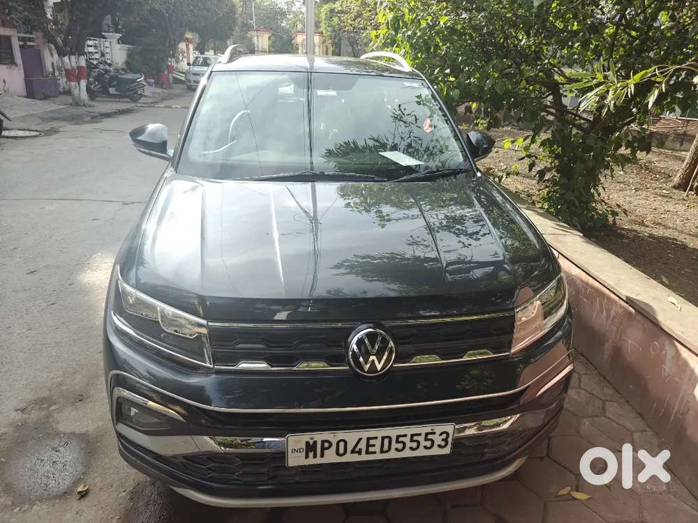 Brand New & Well Maintained Suv.