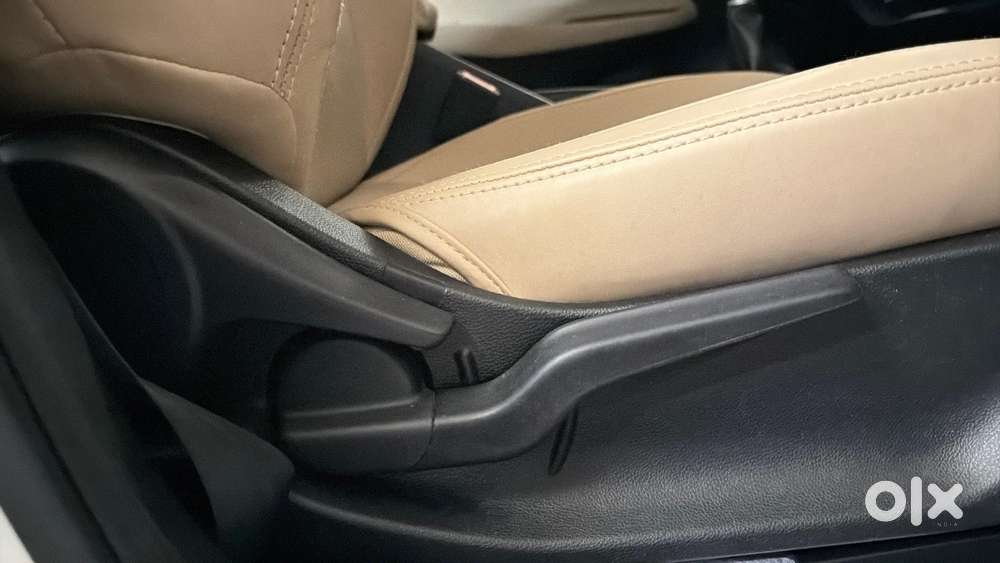 Honda City 1.5 V 5th Gen I-vtec Mt, 2023, Petrol