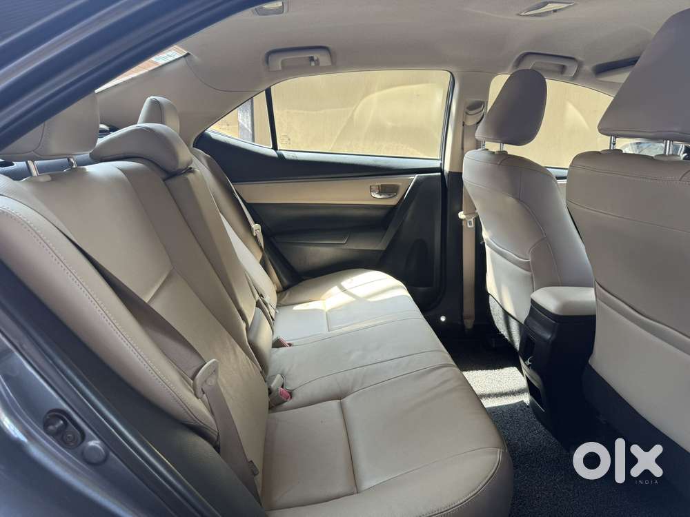 Toyota Corolla Altis Vl At, 2016, Petrol