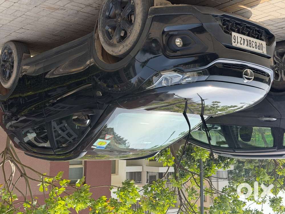 Tata Nexon Xz + Dark Edition