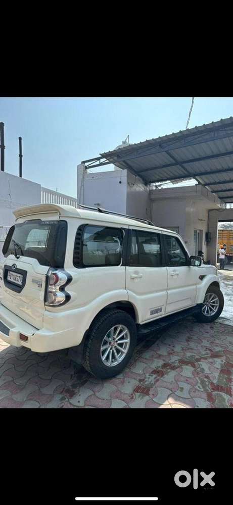 Mahindra Scorpio Diesel 2017
