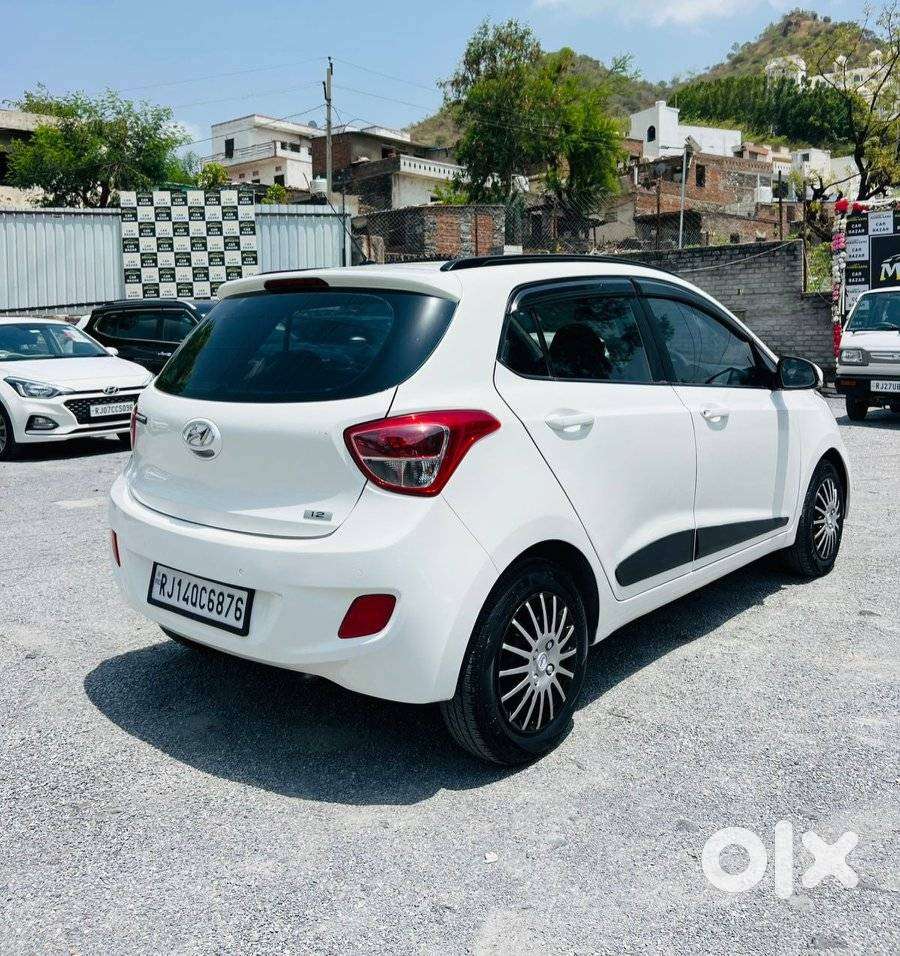 Hyundai Grand I10 2013-2016 Sportz, 2016, Petrol