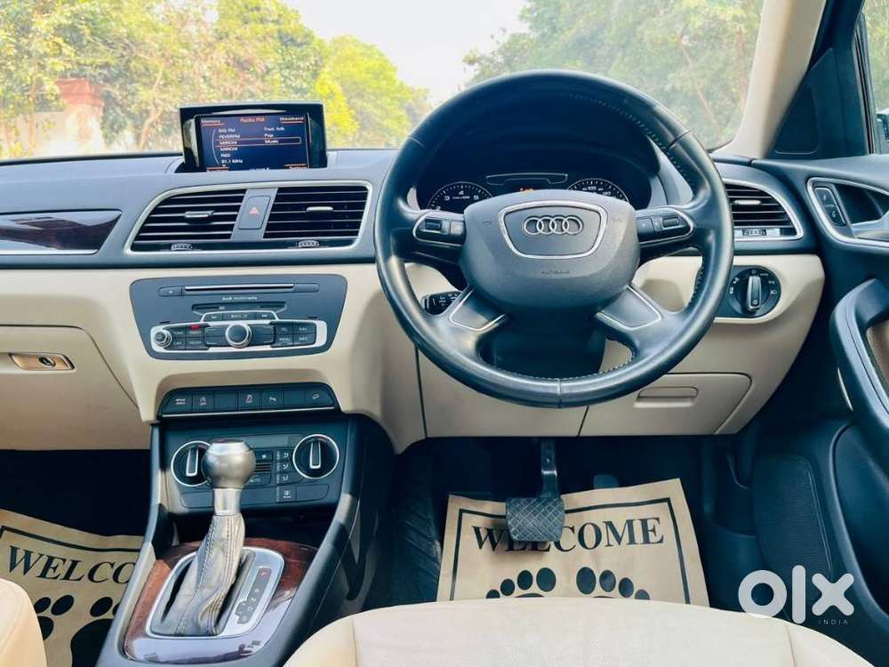 Audi Q3 40 Tfsi Premium Plus, 2019, Petrol